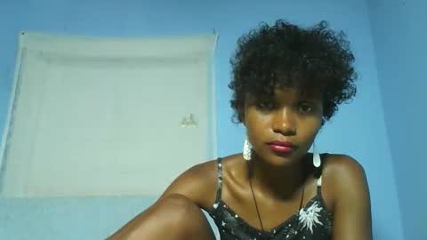 gggloria online show from 12/22/25, 06:49