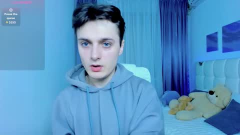 Alex online show from 12/04/25, 10:24