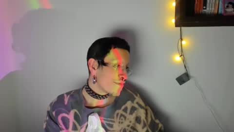 Snapshot of gh0st_pussy chatting on 05/29/26, 07:17 Ghost Bussy online show from 05/29/26, 07:17