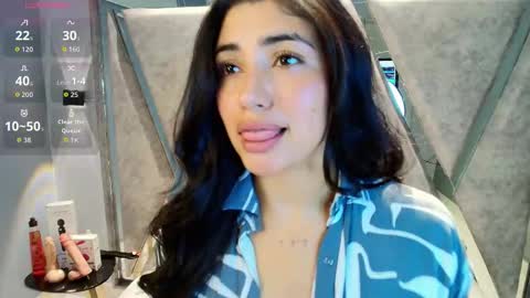 Danna Astrom online show from 12/22/25, 04:26