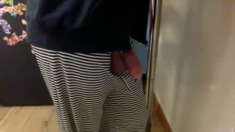 ghets2083 online show from 04/03/26, 05:55