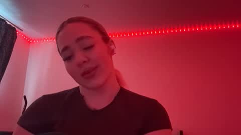 Snapshot of ghislainealvarracin chatting on 03/16/26, 10:52 Ann online show from 03/16/26, 10:52