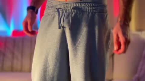 Snapshot of ghostdaddy9 chatting on 10/06/25, 12:52 big boy ghost face online show from 10/06/25, 12:52