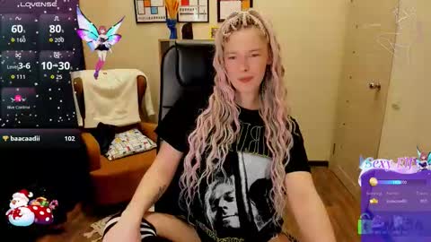 Snapshot of ghostly_temptation chatting on 02/25/26, 08:18 Sweety online show from 02/25/26, 08:18