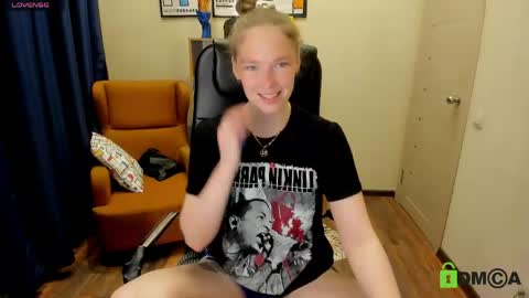 Sweety online show from 04/30/26, 07:20