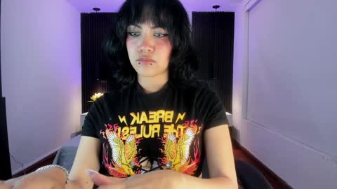 Snapshot of gia_foxy chatting on 12/27/24, 04:36 Gia online show from 12/27/24, 04:36
