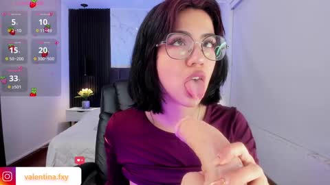 Snapshot of gia_foxy chatting on 03/12/25, 05:35 Gia online show from 03/12/25, 05:35