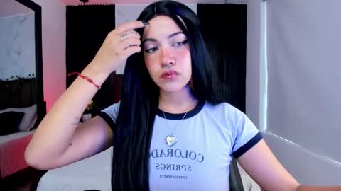 Gia online show from 12/22/25, 09:23