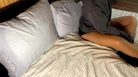 Snapshot of giaa4everr chatting on 11/09/25, 04:05 Giaa4ever online show from 11/09/25, 04:05