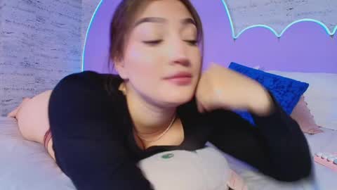 Gia online show from 04/14/26, 08:26