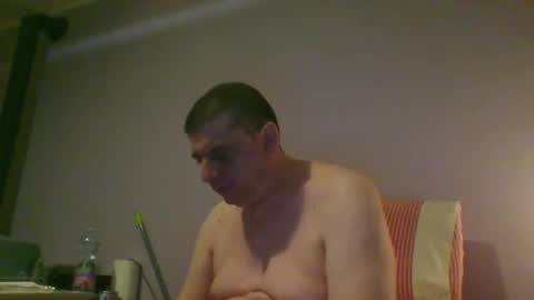 Snapshot of giaco1982 chatting on 05/17/26, 04:21 samuel online show from 05/17/26, 04:21
