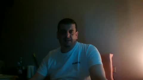 Snapshot of giaco1982 chatting on 05/27/26, 03:58 samuel online show from 05/27/26, 03:58