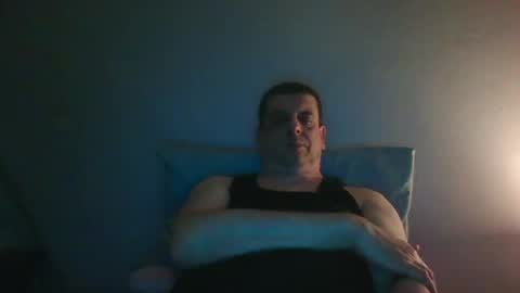 Snapshot of giaco1982 chatting on 05/31/26, 05:37 samuel online show from 05/31/26, 05:37
