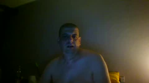Snapshot of giaco1982 chatting on 06/11/26, 04:21 samuel online show from 06/11/26, 04:21