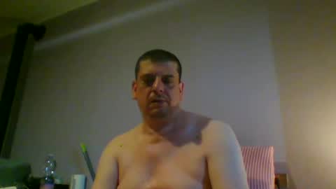 Snapshot of giaco1982 chatting on 06/30/26, 04:24 samuel online show from 06/30/26, 04:24