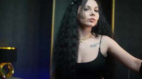  Gia  online show from 02/05/26, 09:30