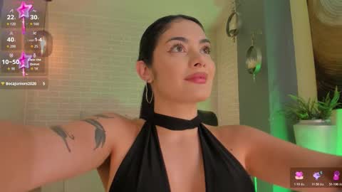 Gia Ferrera online show from 11/10/25, 07:57