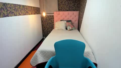 G I A  FOX online show from 02/07/25, 01:11