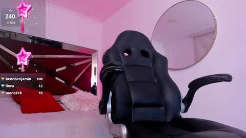 Gia  online show from 12/13/24, 02:54