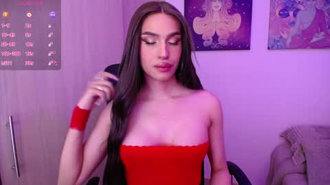 Snapshot of giamint chatting on 06/01/26, 01:29 Gia Mint online show from 06/01/26, 01:29