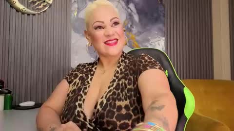   online show from 03/25/26, 07:53