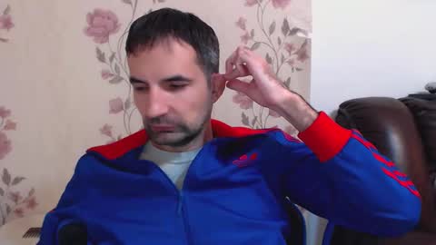 Gianni online show from 12/02/25, 08:37