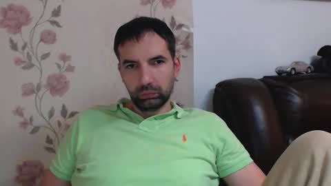 Gianni online show from 12/19/25, 02:46