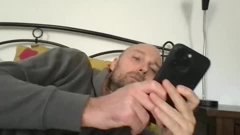 giannipaciotti online show from 10/13/25, 01:33