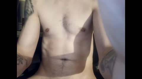 Snapshot of giantdick4u1991 chatting on 11/17/25, 07:25 giantdick4u1991 online show from 11/17/25, 07:25