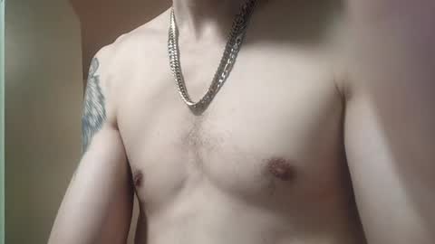 Snapshot of giantdick4u1991 chatting on 06/15/26, 01:30 giantdick4u1991 online show from 06/15/26, 01:30