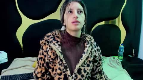 GiaRoussel online show from 10/20/25, 01:11