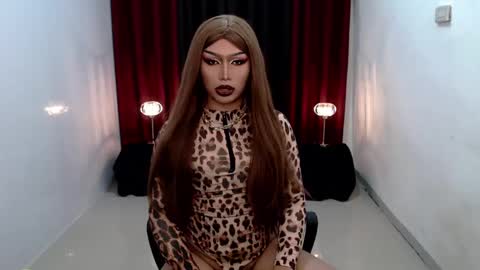 Gia X online show from 12/23/24, 09:27