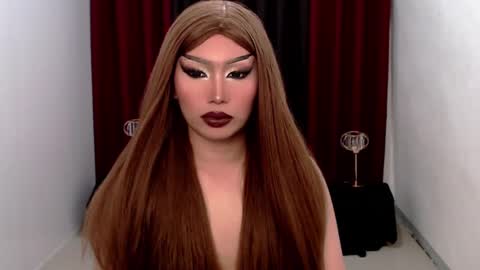 Gia X online show from 01/10/25, 07:25