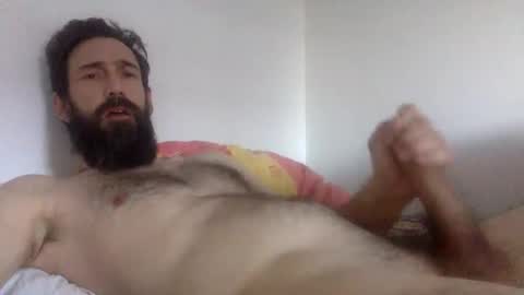 Snapshot of giggy81 chatting on 09/27/25, 03:17 iggy online show from 09/27/25, 03:17