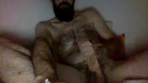 Snapshot of giggy81 chatting on 10/10/25, 06:51 iggy online show from 10/10/25, 06:51