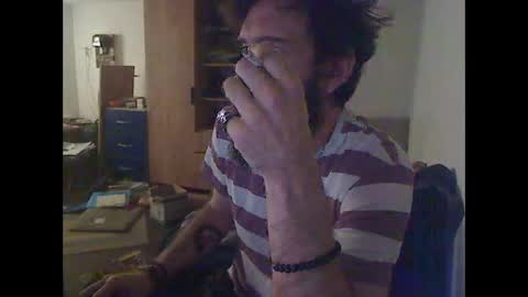 Snapshot of giggy81 chatting on 11/11/25, 04:51 iggy online show from 11/11/25, 04:51