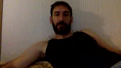 Snapshot of giggy81 chatting on 11/28/25, 06:10 iggy online show from 11/28/25, 06:10