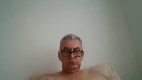 gigi1970 online show from 12/25/24, 01:09