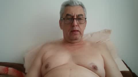 gigi1970 online show from 04/25/26, 08:06