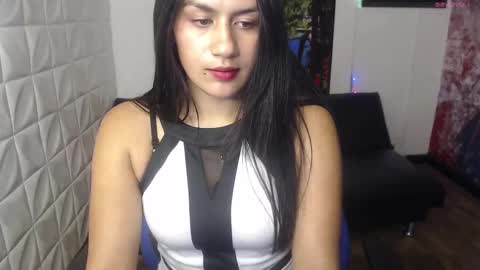 Snapshot of gigi_gilt_ chatting on 02/26/25, 07:31 Gigi 3 online show from 02/26/25, 07:31