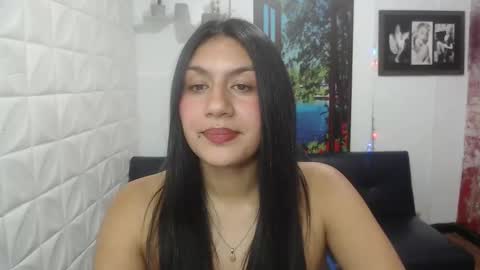 Snapshot of gigi_gilt_ chatting on 03/04/25, 06:37 Gigi 3 online show from 03/04/25, 06:37