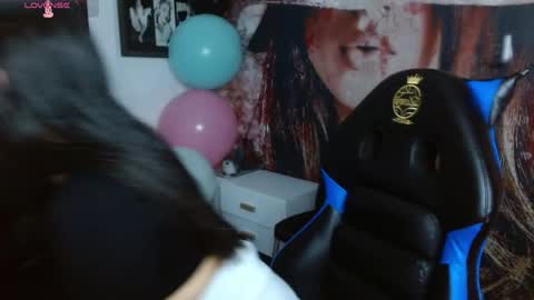 Snapshot of gigi_gilt_ chatting on 06/04/26, 09:43 Gigi 3 online show from 06/04/26, 09:43