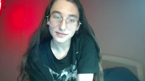 Snapshot of gigi_nix chatting on 11/09/25, 07:45 Gigi online show from 11/09/25, 07:45