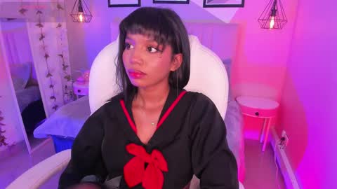 GIGI online show from 09/18/25, 04:36