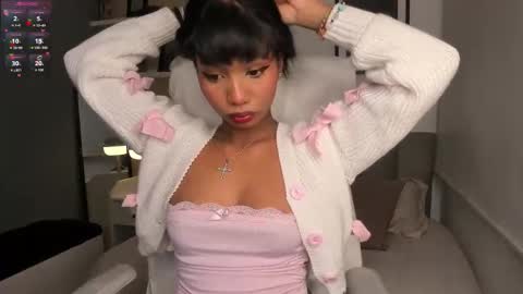 GIGI online show from 10/14/25, 04:46