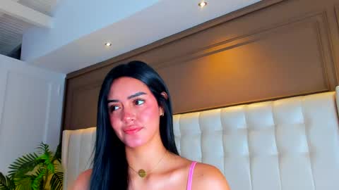 Snapshot of gigi_wilden chatting on 06/06/26, 11:48 gigi wilden online show from 06/06/26, 11:48