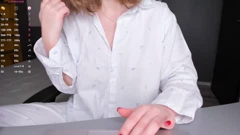 gigihadd online show from 02/23/26, 04:26