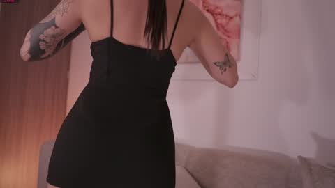 GIGI online show from 02/04/25, 05:21