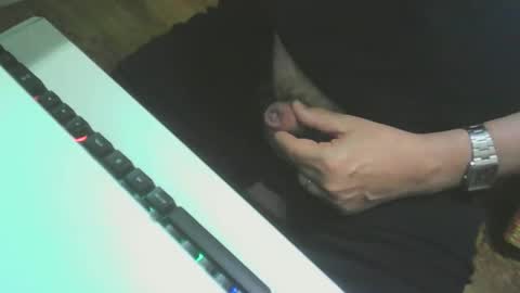 Snapshot of gigione54 chatting on 06/04/26, 03:45 gigione54 online show from 06/04/26, 03:45