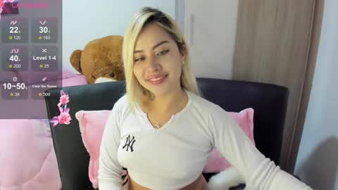 Gigi online show from 02/13/25, 10:43